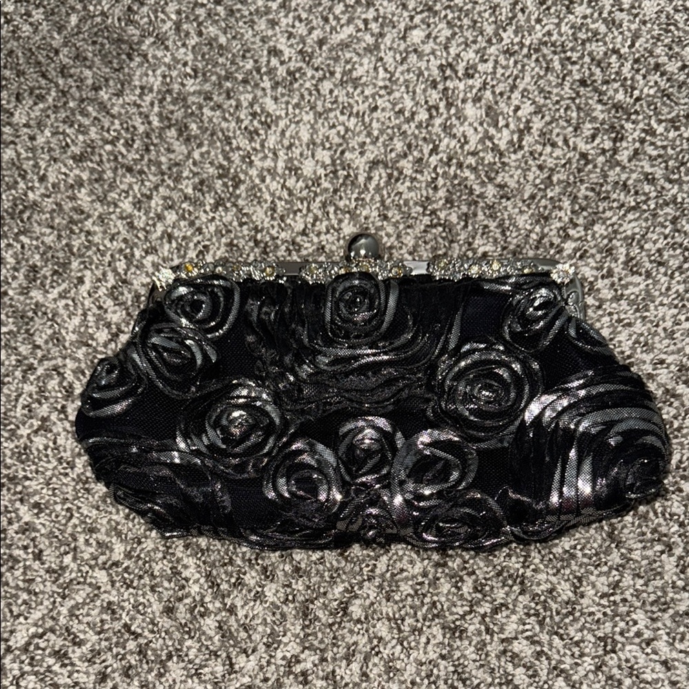 Elegant Black Rose Clutch/Crossbody